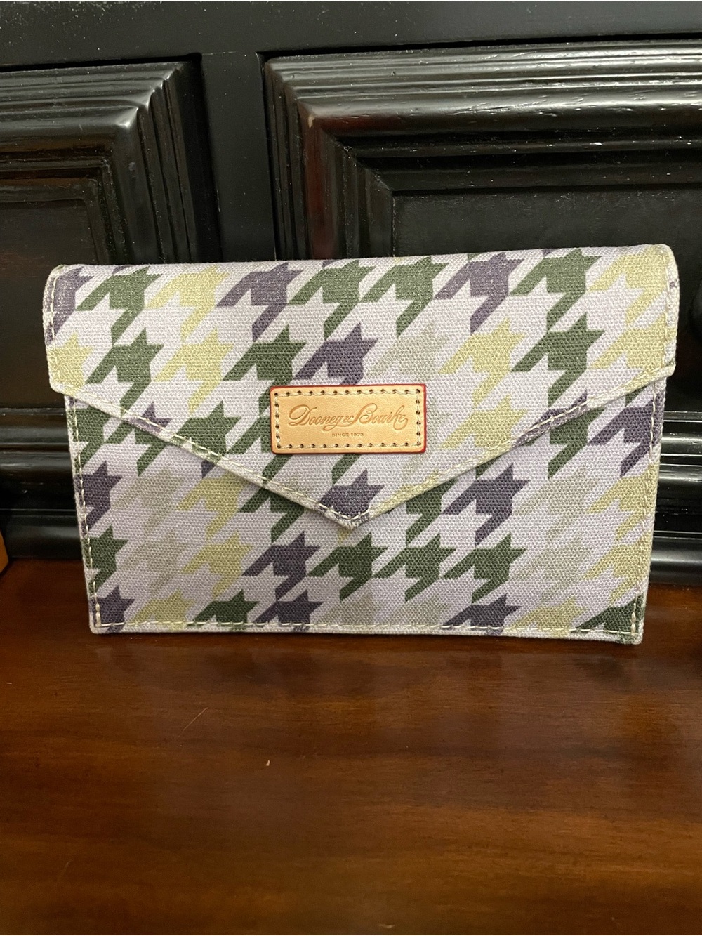 Dooney & Bourke Green and Olive Houndstooth Canvas Envelope Clutch - Picture 1 of 9